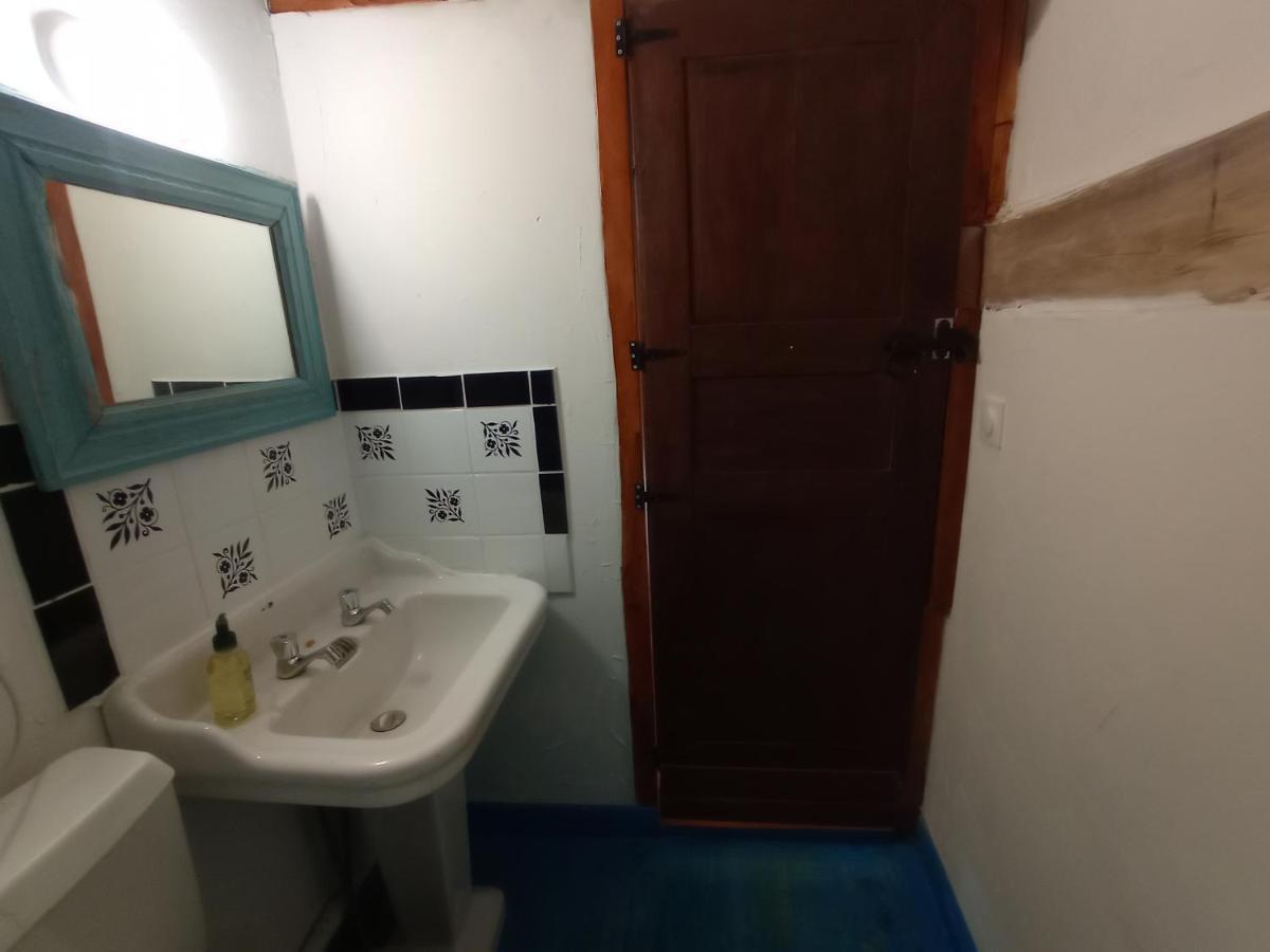 Apartament Ecurie Le Buguet Saint-Antoine-Cumond Zewnętrze zdjęcie