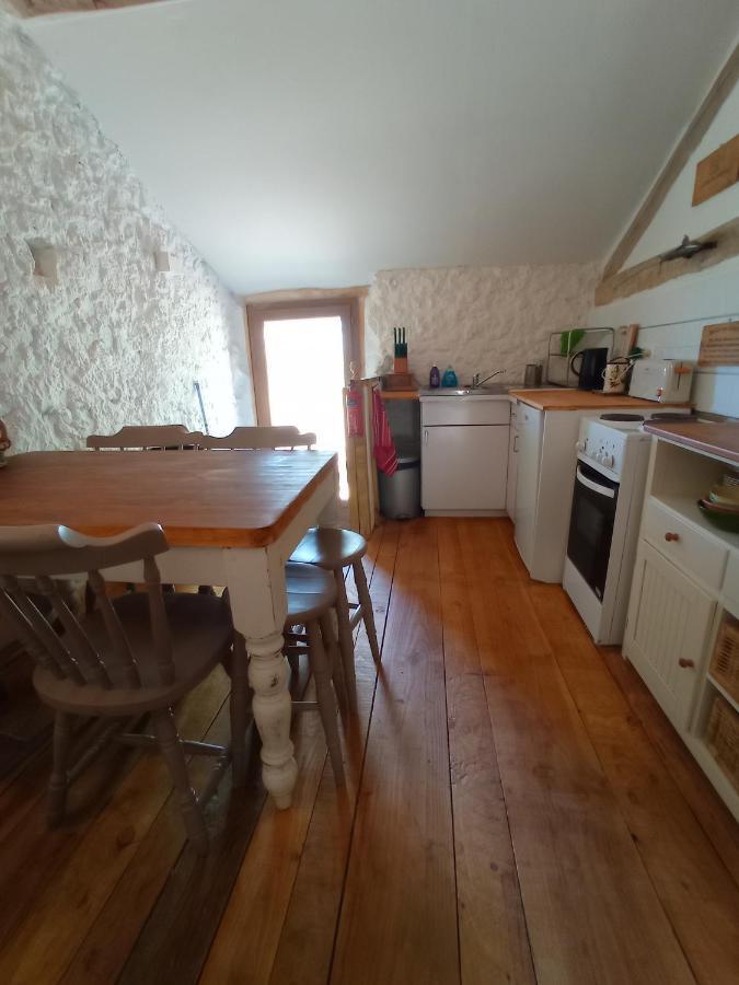 Apartament Ecurie Le Buguet Saint-Antoine-Cumond Zewnętrze zdjęcie