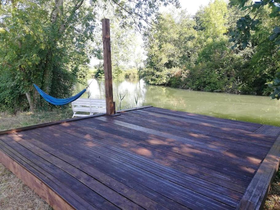 Apartament Ecurie Le Buguet Saint-Antoine-Cumond Zewnętrze zdjęcie
